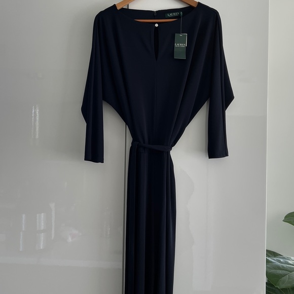 NWT Lauren by Ralph Lauren Keyhole belted slim jumpsuit SZ L Navy Sleek - Picture 2 of 10